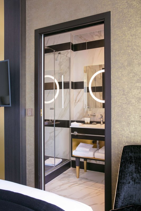 niepce paris hotel curio collection by hilton