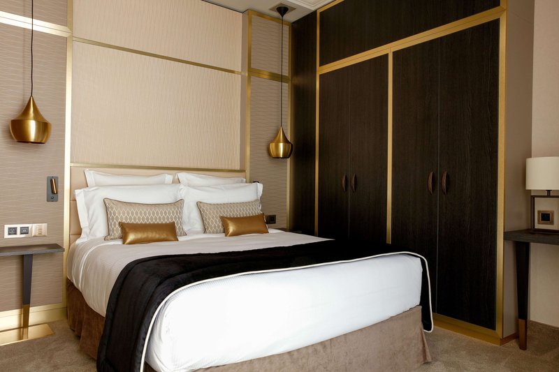 niepce paris hotel curio collection by hilton