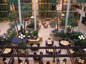 Wyndham Edmonton Hotel And Conference Centre,Edmonton>>Alberta,4 star