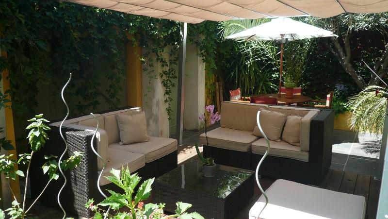 Hotel Des Arceaux,Millau>>Lunel,3 star