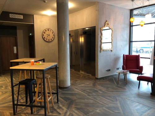 Ibis Budget Annecy Poisy,Chambery>>Annecy,2 star