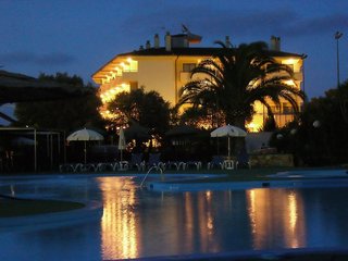 Hotel Js Portocolom Suites,Near Cala Marã§Al,4 star