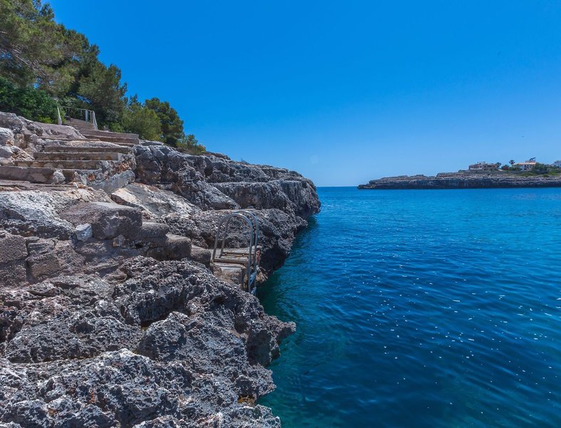 js cape colom adults only
