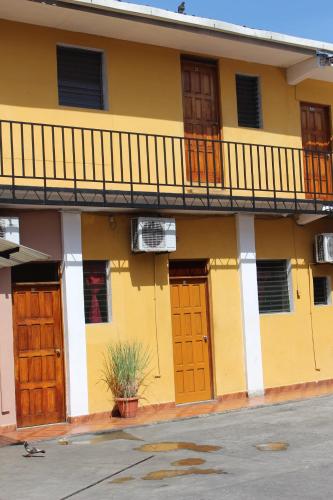 Hotel Pasadena Ii,Mercado Central>>San Salvador,3 star