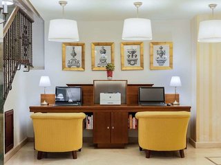 H10 Corregidor Boutique Hotel,Seville>>Costa De La Luz,3 star