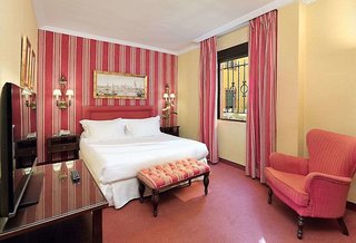 H10 Corregidor Boutique Hotel,Seville>>Costa De La Luz,3 star