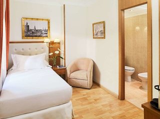 H10 Corregidor Boutique Hotel,Seville>>Costa De La Luz,3 star