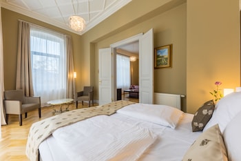 wellness and spa hotel villa regenhart