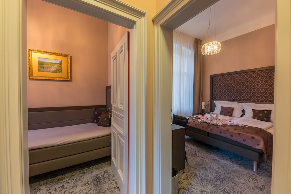 wellness and spa hotel villa regenhart