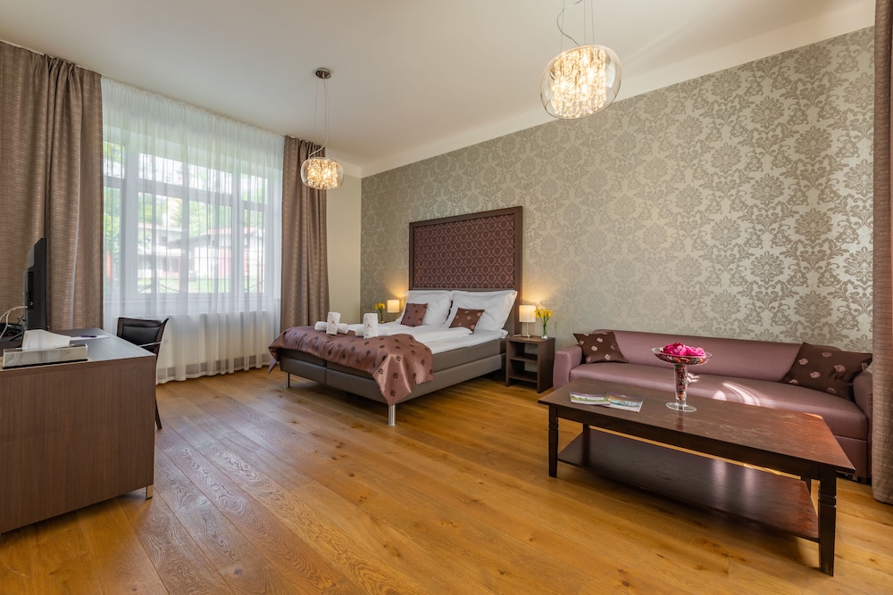 wellness and spa hotel villa regenhart