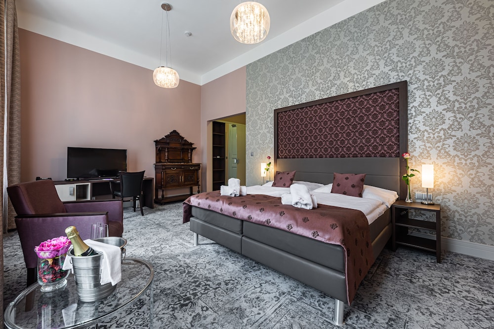 wellness and spa hotel villa regenhart