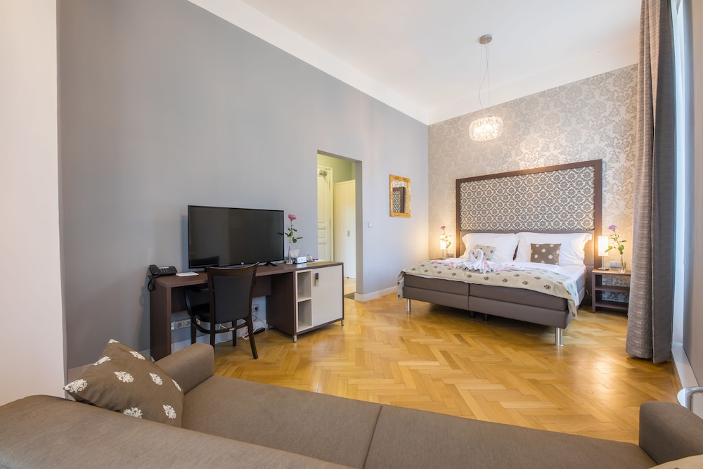 wellness and spa hotel villa regenhart