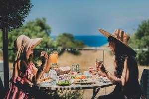 Latchi Escape Hotel & Suites,Kissonerga>>Ayia Marina Chrysochous,4 star