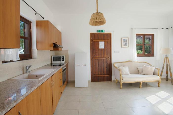 meleni cottage houses