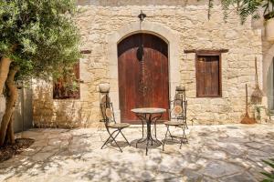 meleni cottage houses