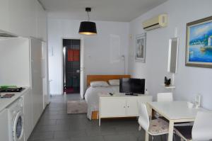 St. Lazaros Studios,Avgorou>>Aradippou,3 star