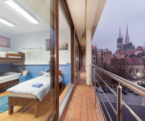 Hostel Bureau,Vlaska Ulica 40,2 star