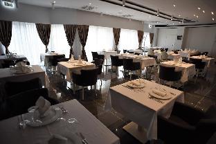 Santiny Hotel & Restaurant,Pila>>Novaki,4 star