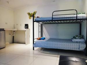 Hospedaje La Galerie,Ojochal>>Ciudad Cortes,3 star