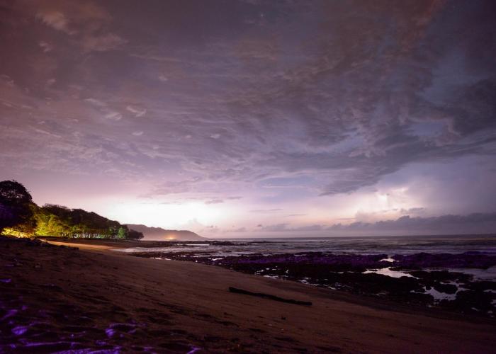 makanas beach bungalows