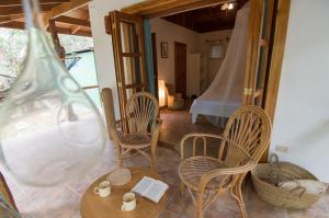 Makanas Beach Bungalows,Cobano>>Caletas,3 star