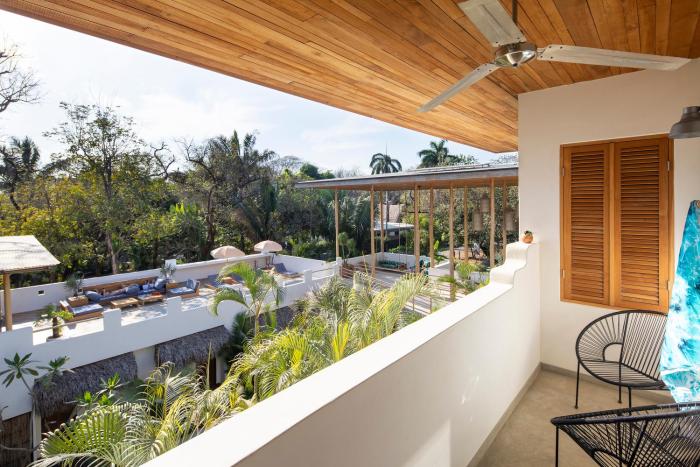 the nomadic hotel