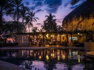 Sunset Del Mar Resort,Esterillos Este>>Esterillos,4 star