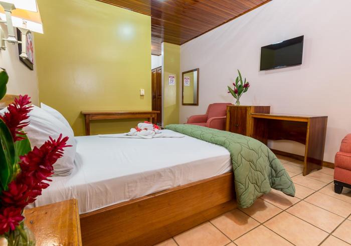 hotel manuel antonio