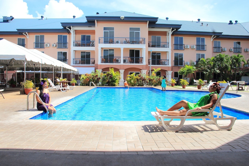 tradewinds hotel