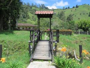 Eco Hotel La Cabaña,,3 star