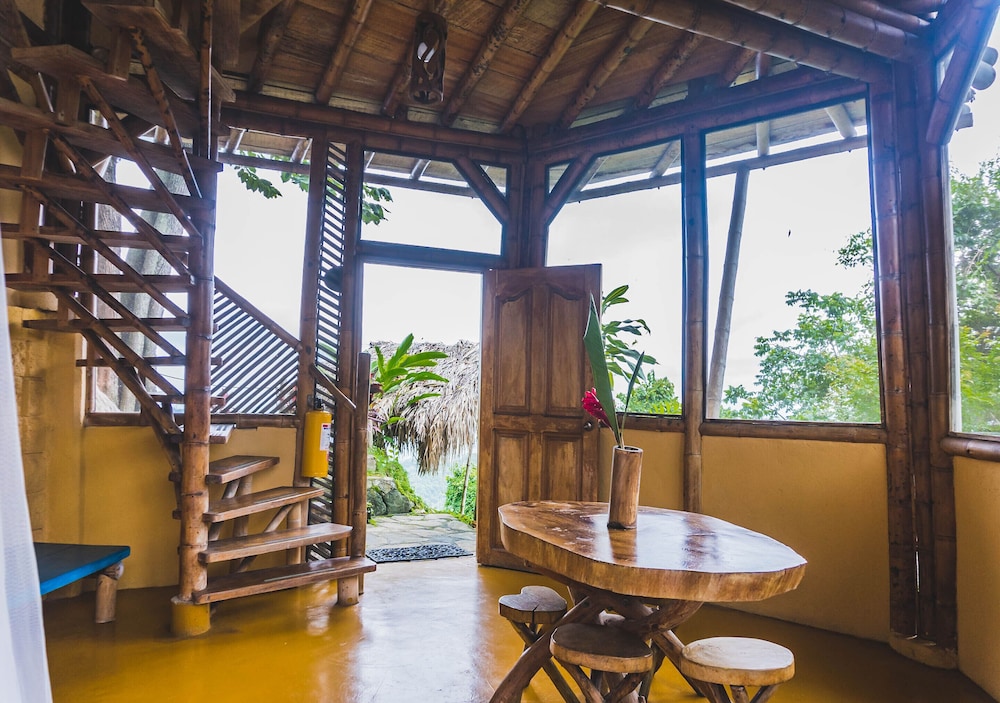 mincaecohabs hotel