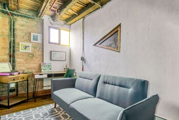 selina la candelaria bogota hostel