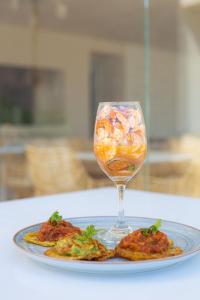 loa tolu by bernalo hotels