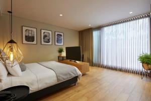 14 urban hotel