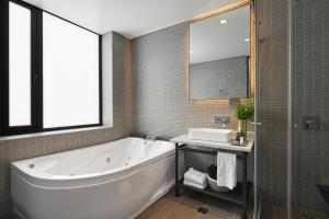 14 urban hotel