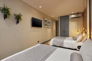 14 urban hotel