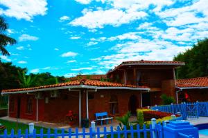 Hostal San Jorge,Santa Rosa De Cabal>>Pereira,2 star
