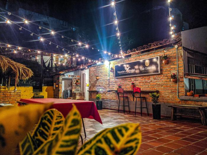 traveler hostel