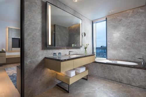 courtyard by marriott shanghai hongqiao