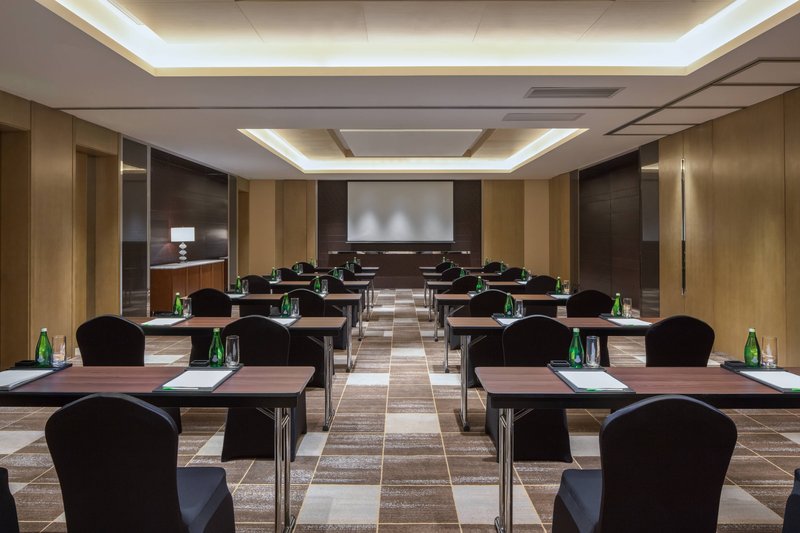 courtyard by marriott shanghai changfeng park