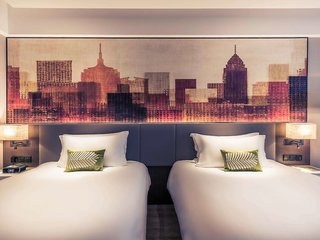 mercure shanghai hongqiao railway station