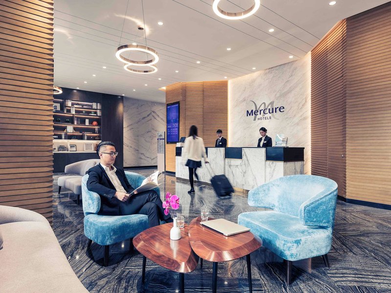 mercure shanghai hongqiao railway station