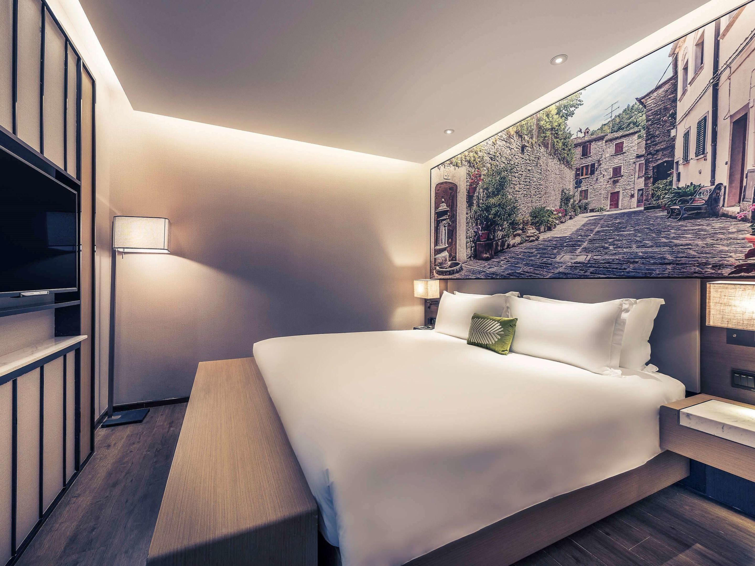 mercure shanghai hongqiao railway station