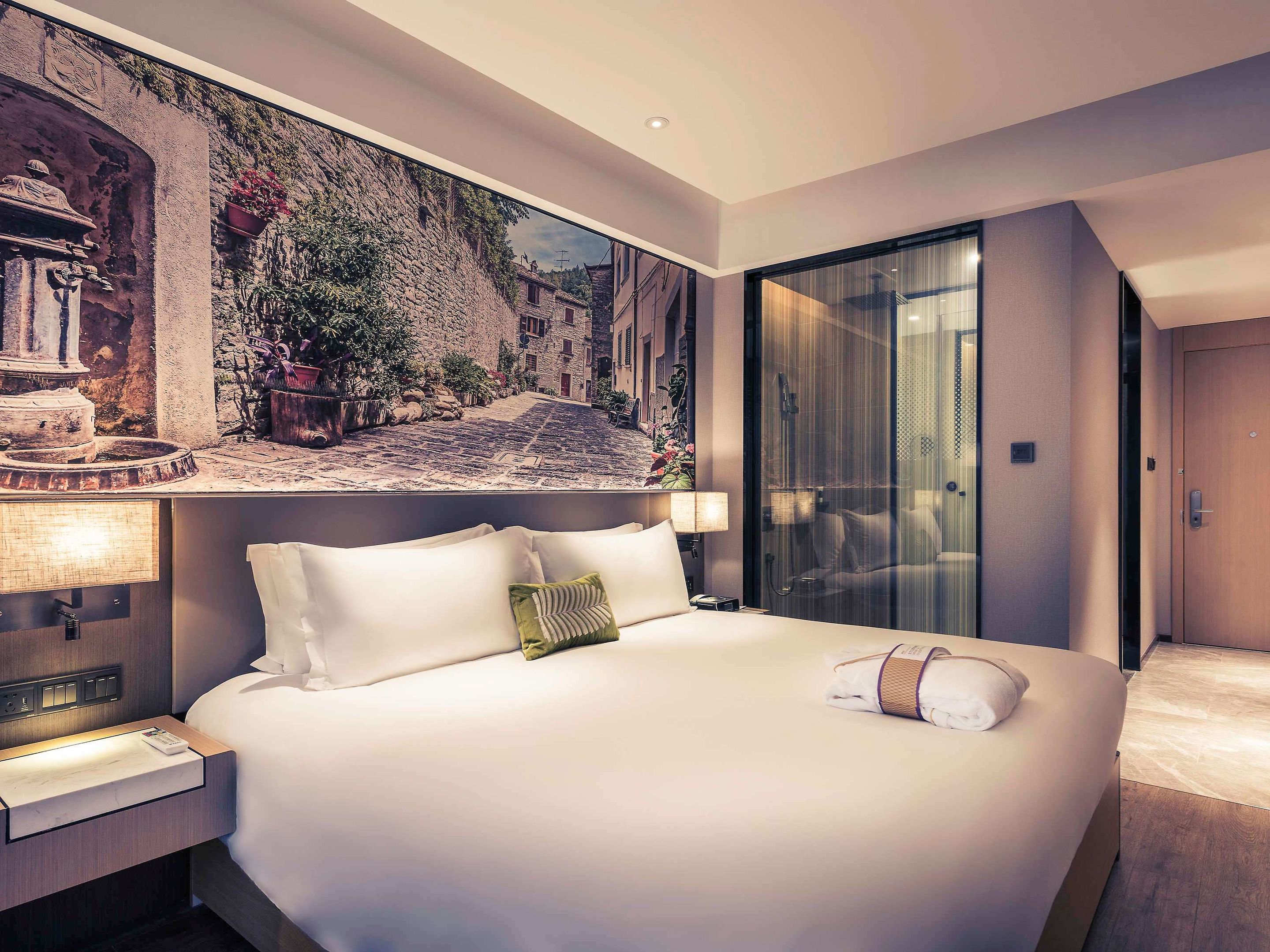 mercure shanghai hongqiao railway station