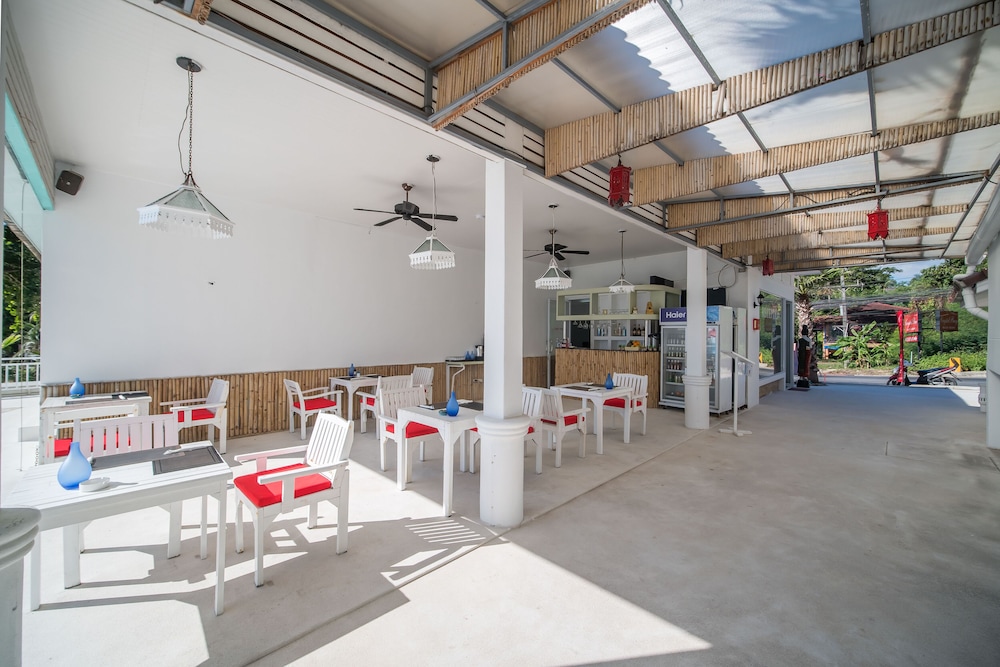 crystal bay beach resort