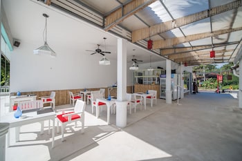 crystal bay beach resort