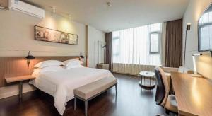 jinjiang inn select qinzhou east high speed railway station