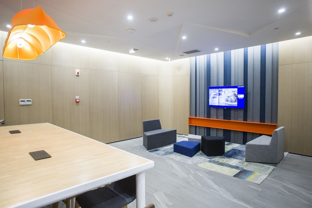 holiday inn express sanya bay by ihg