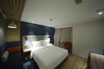 holiday inn express sanya bay by ihg