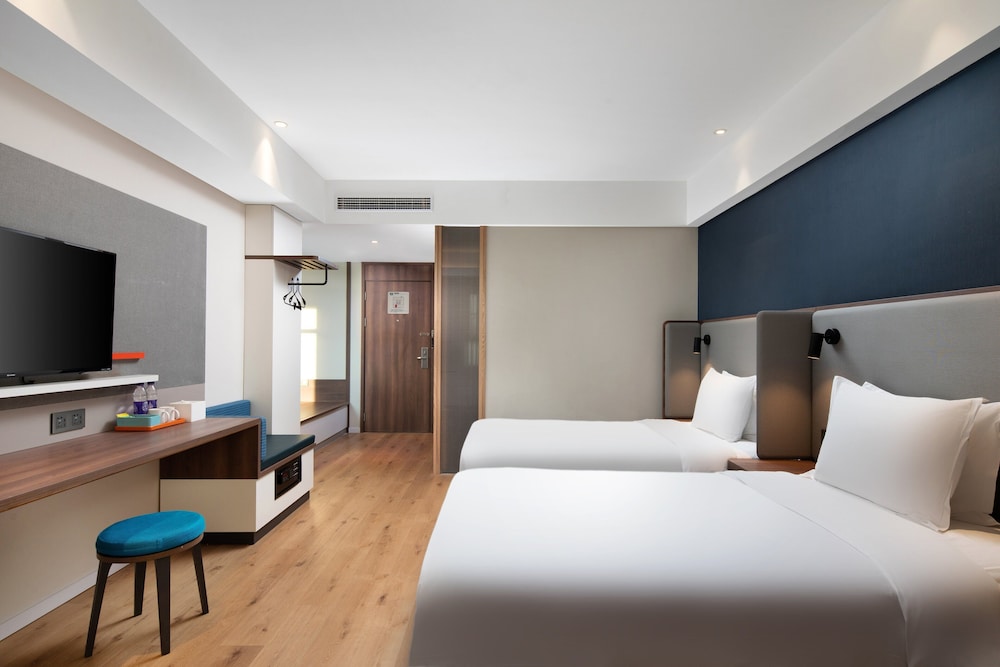 holiday inn express sanya bay by ihg